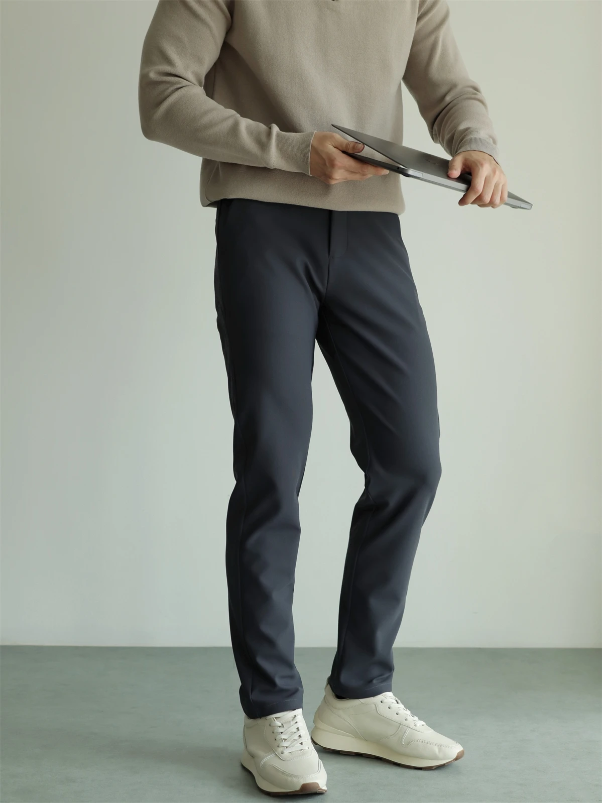 カーゴパンツ メンズ コーデ 完全ガイド｜ビジネススタイルに合う選び方と実際のコーデ例
