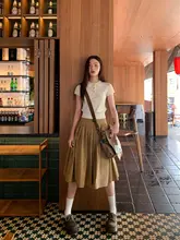 立体的なプリーツデザインのAラインスカート【ハイウエスト・独特なデザイン・夏用】