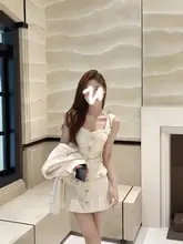 洗練されたデザインの女性用アウター＆ドレス【秋冬・高級感】（セットアップ対応）