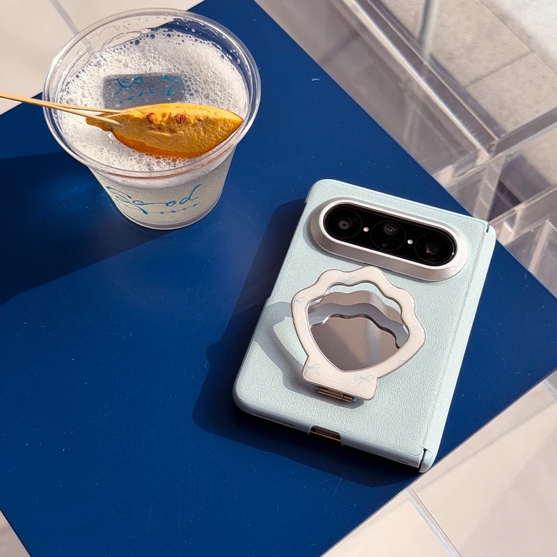 曲面スマホホルダー デザインと実用性のバランス：ユニークなイン風スタンド付きケースの評価