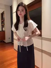 デザイン性のあるレース付きドローストリングシャツとフレアスカート【カジュアル・多用途】（セットアップ対応）