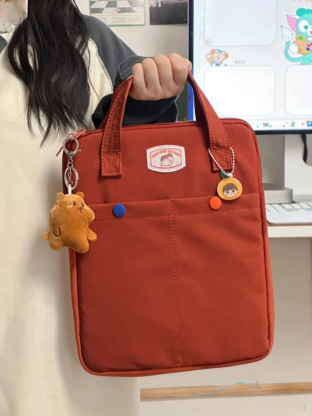 軽量ノートパソコン用インナーバッグ：iPad Office 買い切りの最適な収納ソリューション