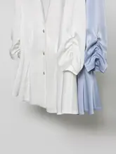 高級感あふれるダブルフェイスサテンシャツ【X型・パール装飾・エレガントデザイン】