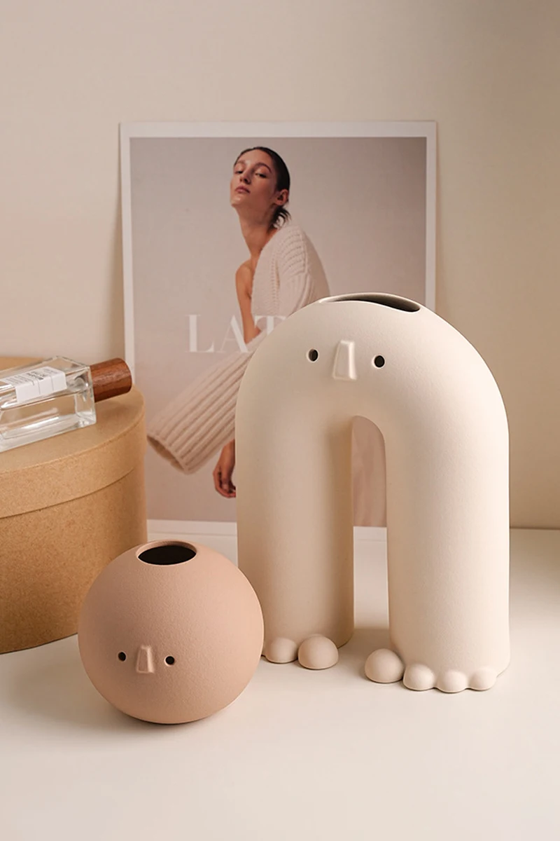 かわいい陶器製カートゥーン花瓶【水耕栽培・ドライフラワー用・リビングインテリア】