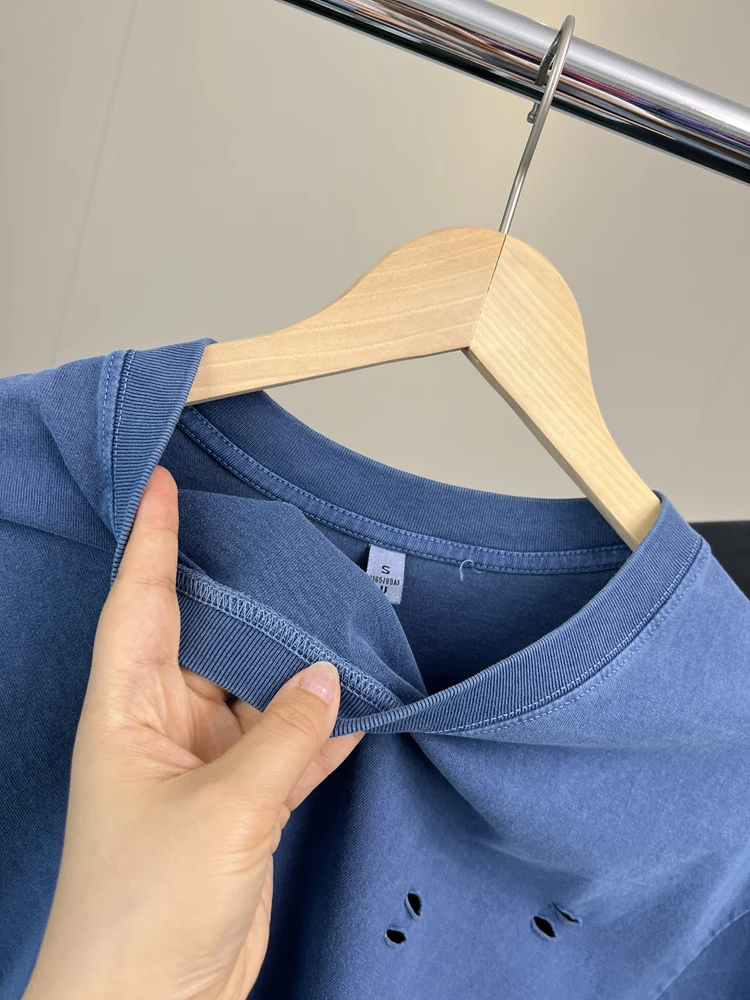 「tシャツ 油染み 時間がたった」で色が変わるの？ヴィンテージ風Tシャツが解決するリアルなシミの悩みとは？