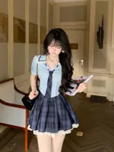 少女学院風シャツカラーウエスト絞りトップスとレトロチェックのプリーツスカート（セットアップ対応）