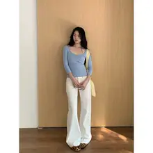 デザイン性に優れたブルーの七分袖Tシャツ【春用・フィット感・女性用】