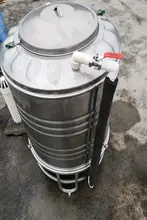 304ステンレス製屋外水タンク【厚手設計・縦型・家庭用】