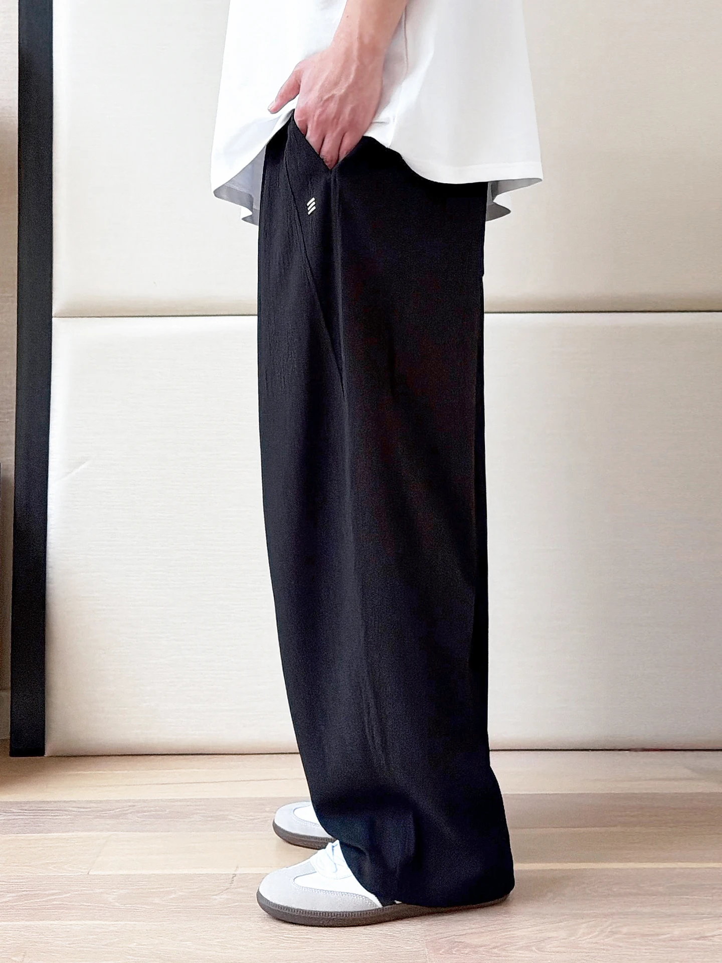 メンズSサイズのストレートカジュアルパンツ：THE PANGの夏用ゆったりパンツが実際どうなのか
