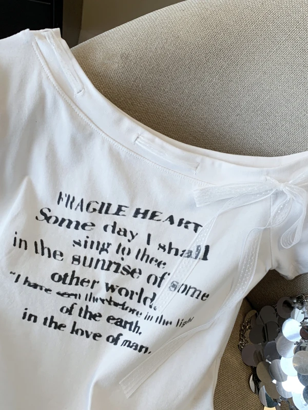 通勤風のTシャツで重ね着コーデを失敗しない方法は？