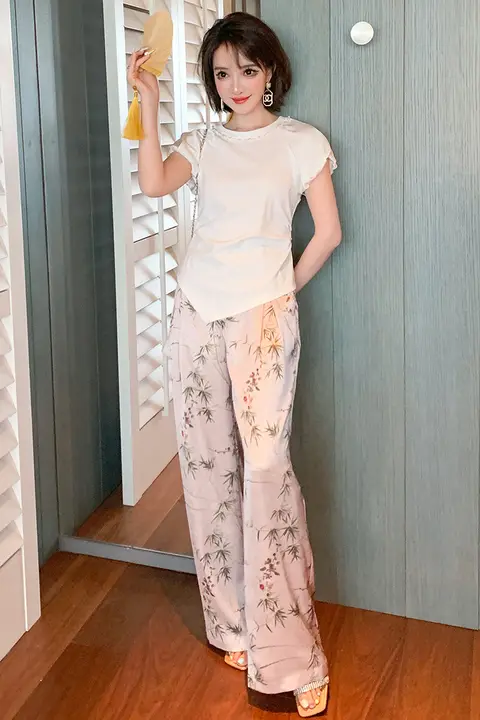 竹の葉プリントのワイドレッグパンツ【極上の柔らかさ・夏用・女性用】（セットアップ対応）