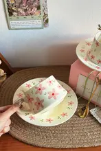 高級感ある陶器製コーヒーカップ＆ソーサー【贈り物に最適・ギフトボックス入り】