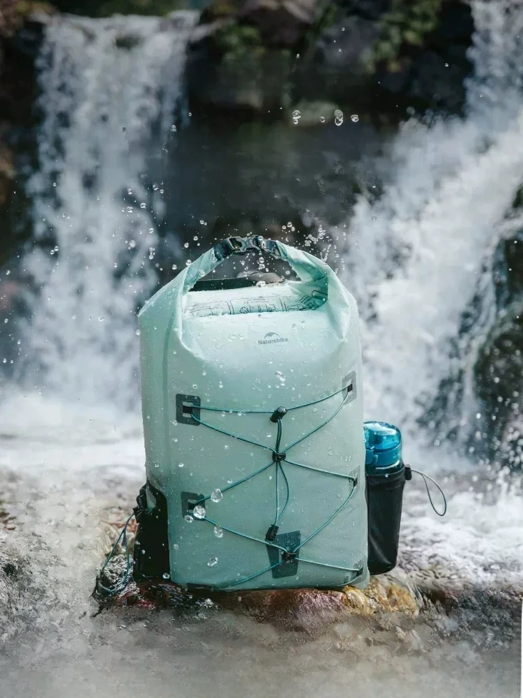 登山で水が漏れないバックパックは、本当に存在するのか？