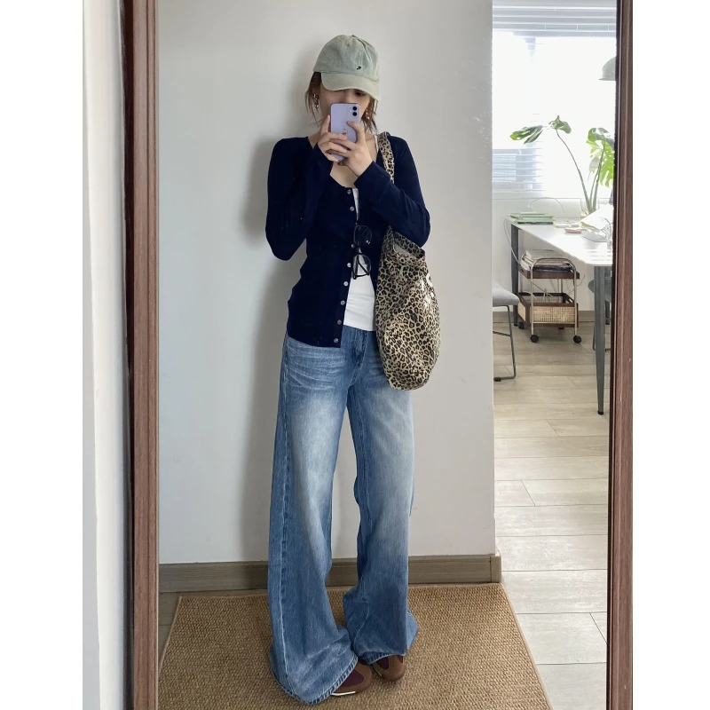 5フィート8インチ向けのフィットデニムパンツ：高身長者に最適なワイドレッグスタイル