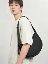 高級感あるシンプルな脇下バッグ【男女兼用・カジュアル・斜め掛け対応】