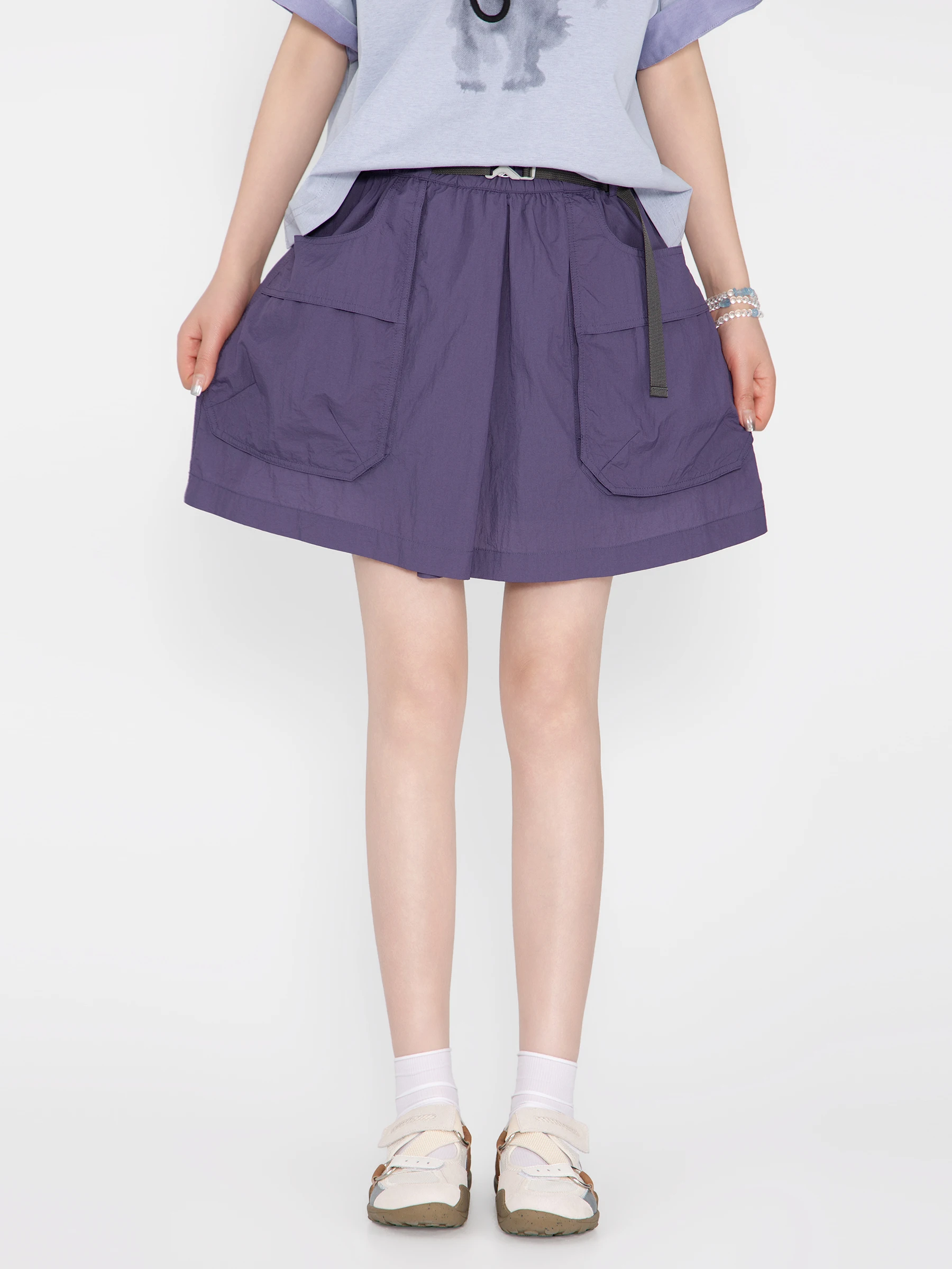 キャンプ服の夏は、ファッションと機能性のバランスが鍵！どう選ぶ？