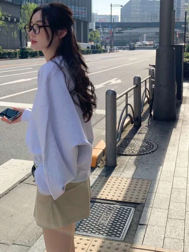 10月から11月にかけて着るレディースファッションで迷わない選び方とは？