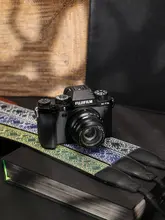 カメラストラップ 刺繍 エスニック調 一眼レフ ミラーレス デジタルカメラ用 「camin」
