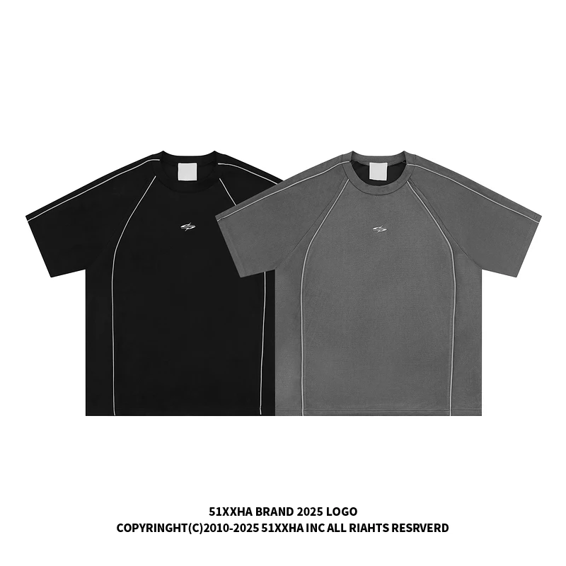 レトロラインデザインのゆったりフィット半袖Tシャツは、どんなシーンで活用できるのか