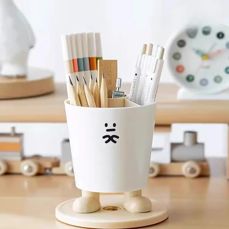 かわいい回転ペンスタンド収納ボックス：オフィスで使えるおしゃれなデスクアイテム