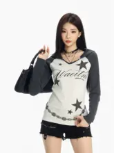 星柄フード付き長袖Tシャツ【アメリカンスタイル・美シルエット・Y2Kデザイン】