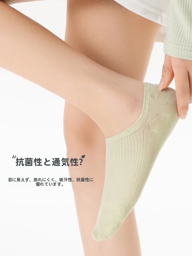 短パン 革靴 ってどんなもの？実は夏の足元に欠かせない「通気性」が鍵！