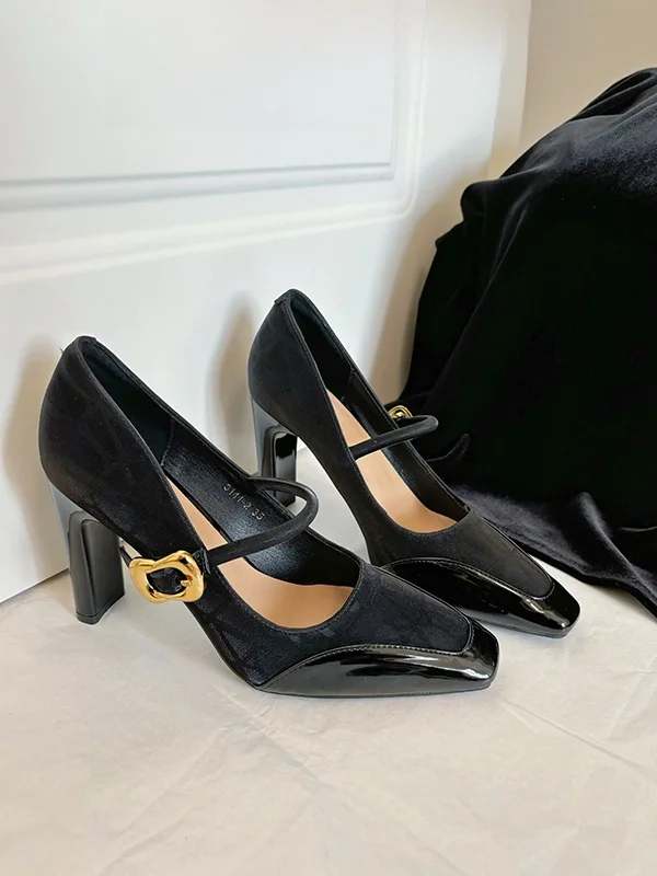 黒いミドルヒールパンプスで通勤コーデを完璧にできる方法は？