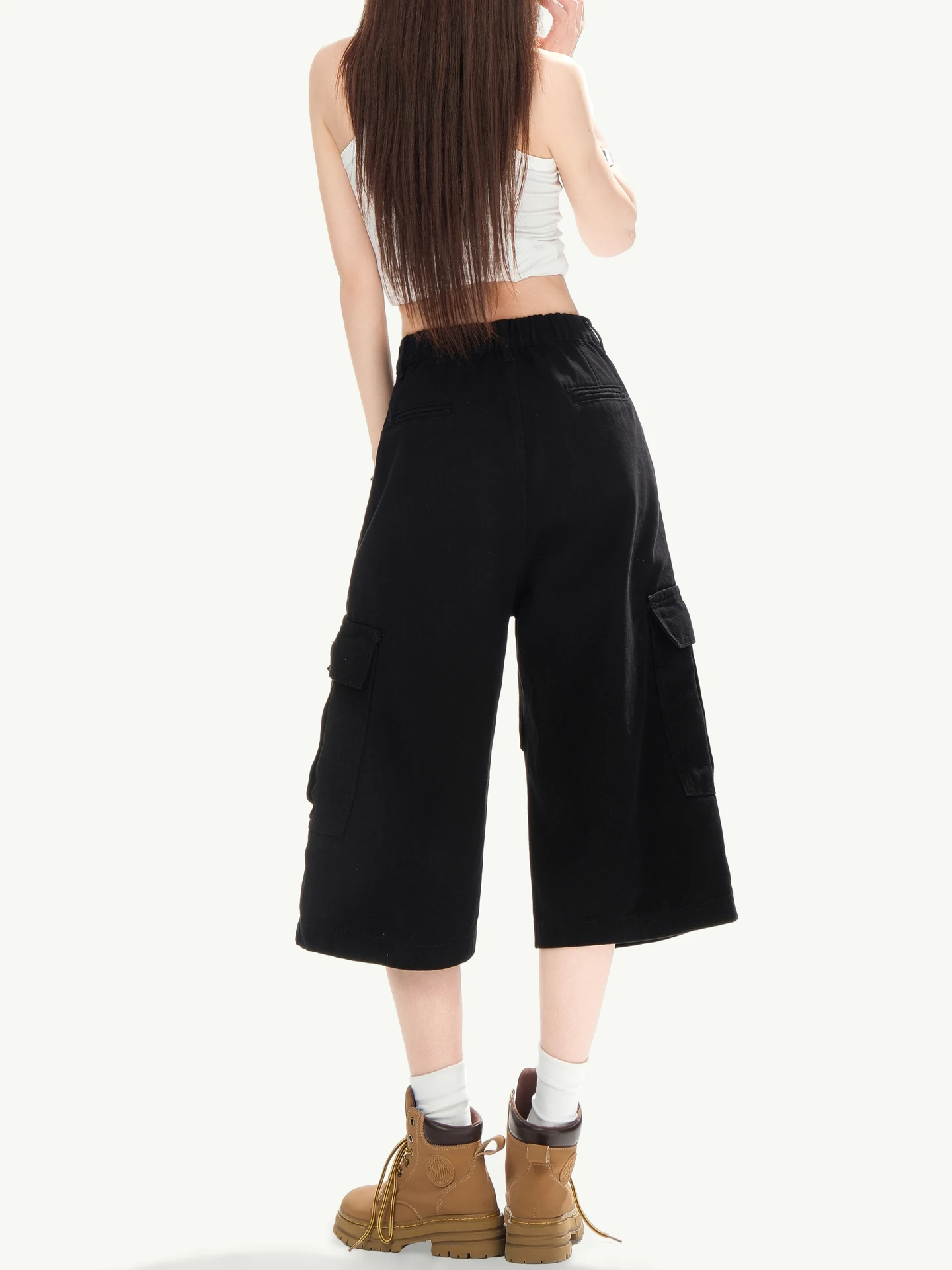 クロップドパンツ レディース どう選ぶ？美式スタイルのブラックワイドレッグが通勤から日常まで救う理由