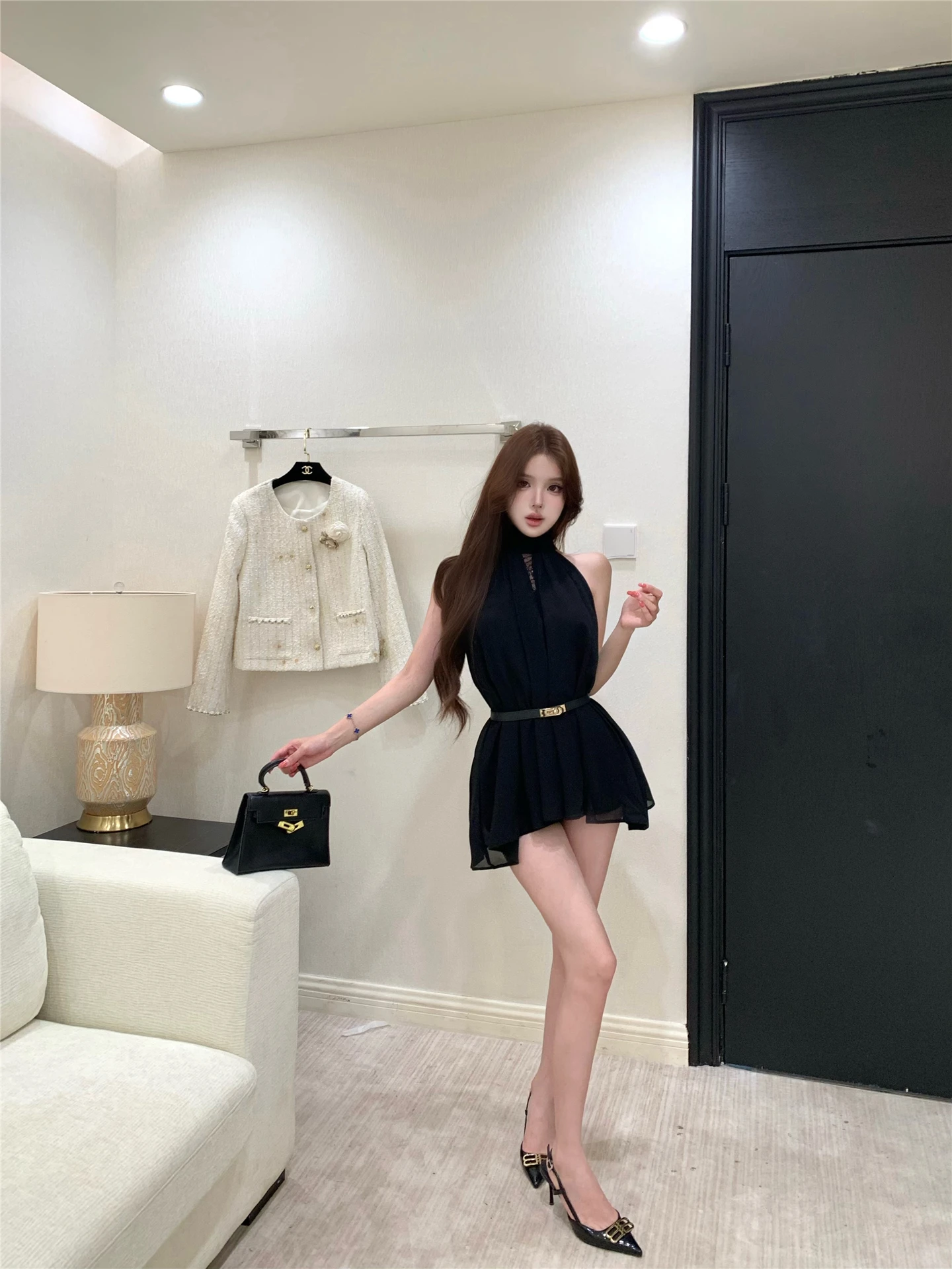 ハーネス服は本当に必要？通勤からレジャーまで使える「フレンチスタイルのシャツとショートパンツ」の本当の価値とは