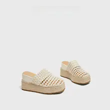 極上の柔らかさの草編み厚底ウェッジサンダル【編みデザイン・夏用・スタイル】