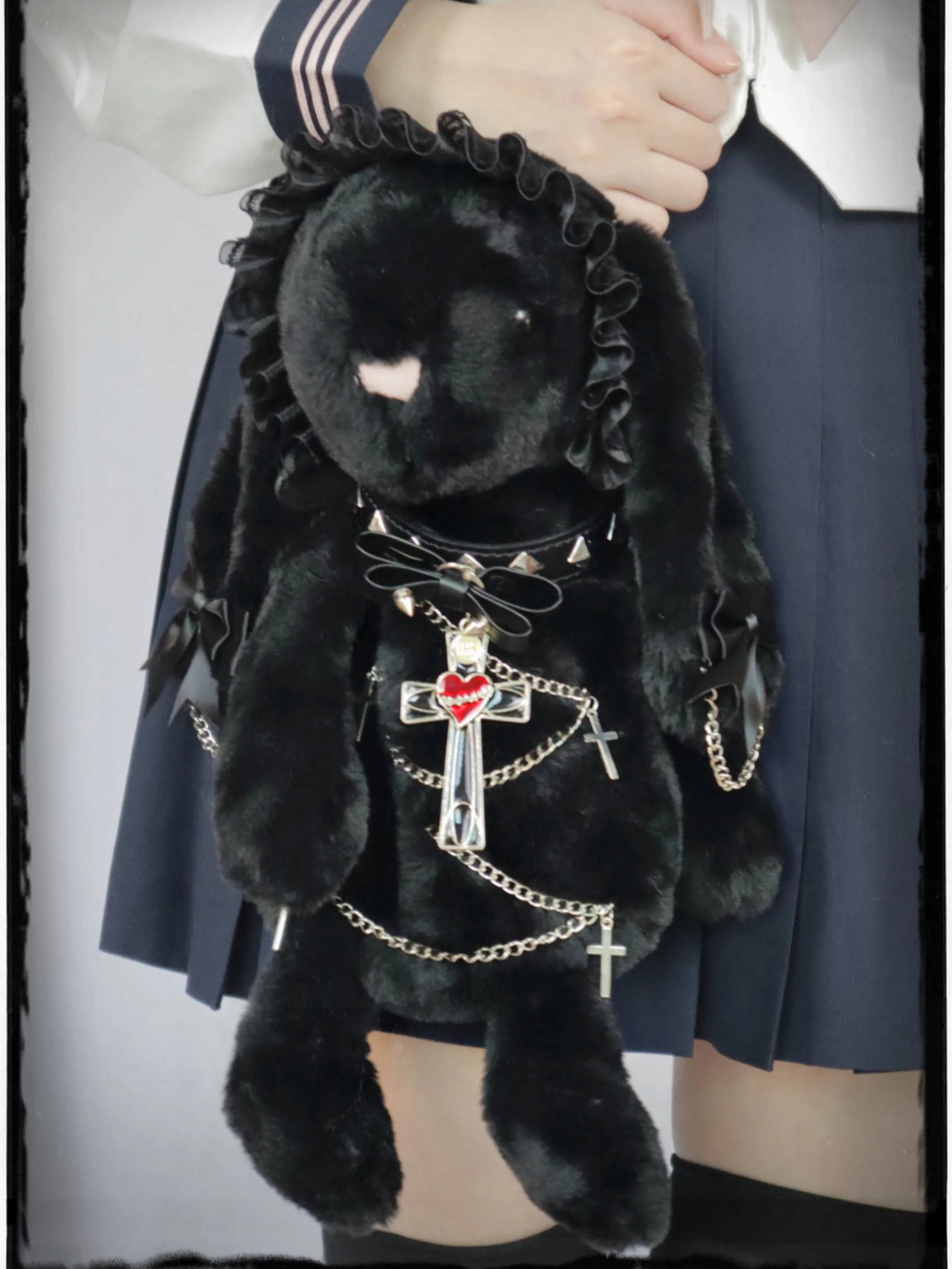 かるいかばん ディザイナー製品としての実用性とサイズ感の検証