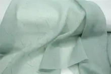透け感のある浅緑色の不規則なテクスチャーの雪袍布地【漢服用】