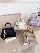高級感あるデザインの女性用トートバッグ【斜め掛け対応・軽量】