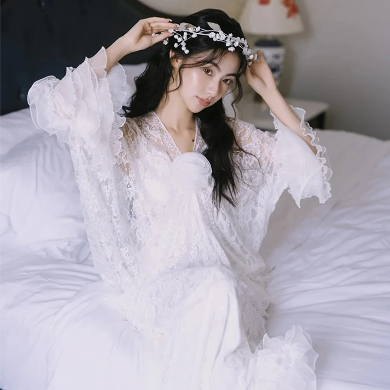 結婚式 ゲスト ワンピース どんなスタイルがおすすめ？レース透かしの甘美な長裙が解決する3つの悩み