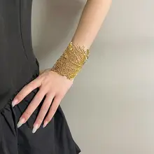 ビンテージ風コーラルデザイン ワイドオープンブレスレット【金属製・葉模様】