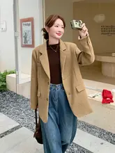 カーキ色の上質なウールブレンドショートジャケット【女性用・韓国風】（セットアップ対応）