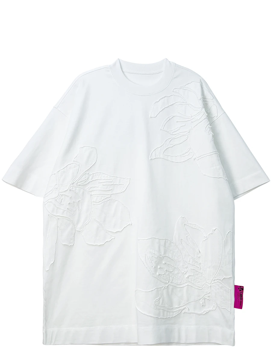 刺繍デザインの半袖Tシャツ：レディース夏用カジュアルスタイルの実用性とデザイン選定ガイド