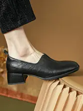 シンプルなデザインの粗めヒールレディースローファー【本革・春夏用・ミドルヒール】