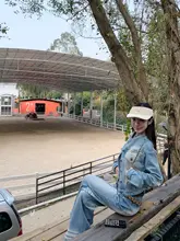 水洗ショートデニムジャケットとワイドデニムパンツのコーディネート【おしゃれなカジュアルスタイル・女性用】（セットアップ対応）