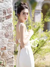 白色のウェディングドレス【背中あき・春の装飾・婚礼用】
