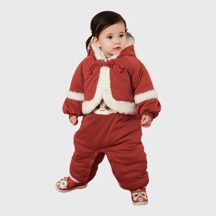 冬用 ベビー用アウター【暖かい綿ジャケット・祝いの服・フード付き】