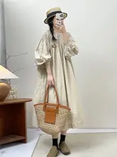 灯籠袖のゆったりシルエットの大きいサイズのラウンドネックワンピース【コットンリネン・春用・甘いデザイン】