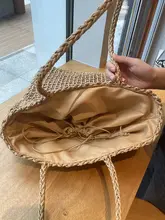 大容量の編み込みトートバッグ【草編み・ショルダー・ビーチ用】