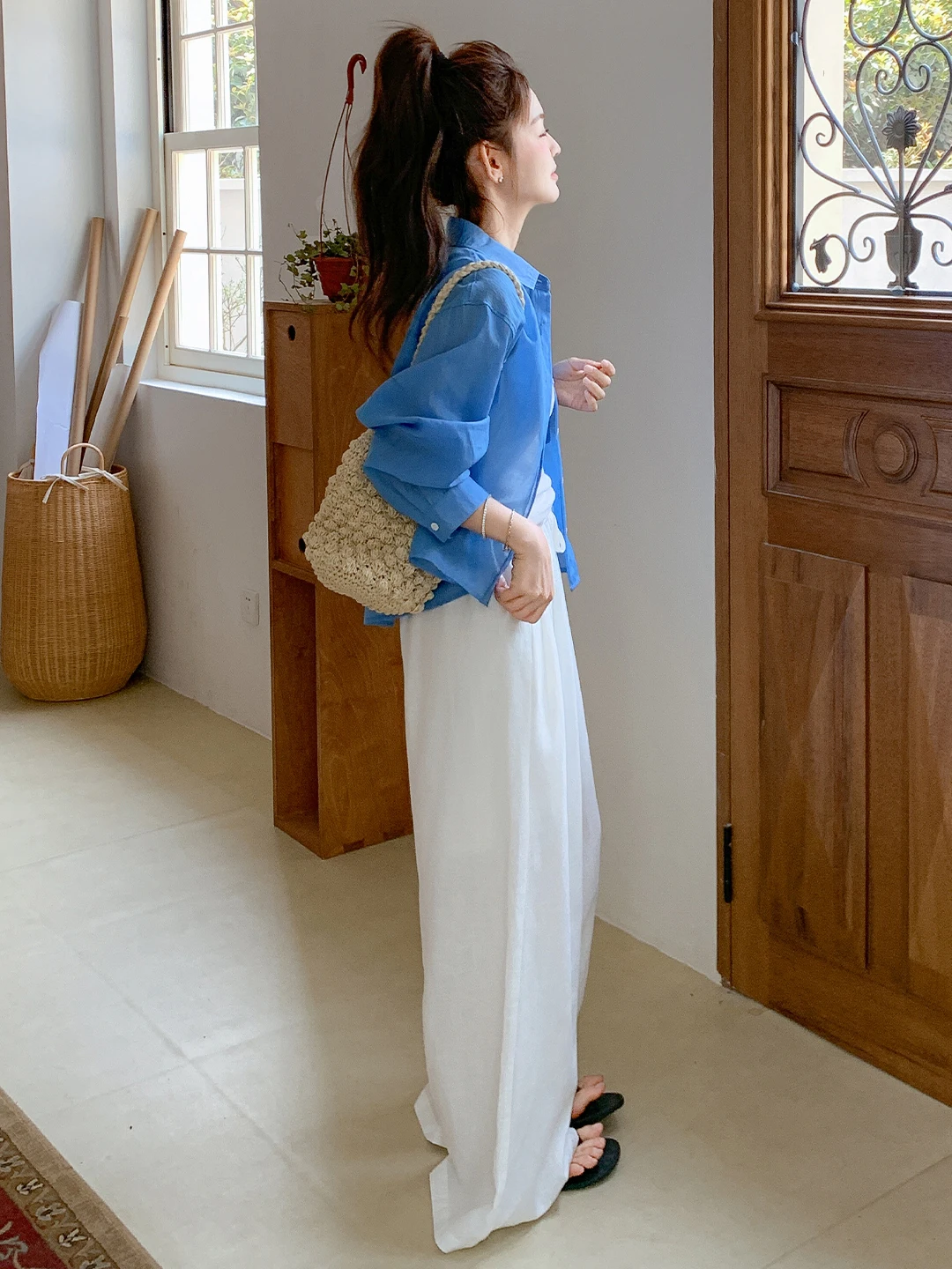 30代の夏服に何を着たらいいの？自然で軽い着心地が叶う1つの答え