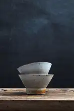 レトロデザインの手作り陶器スープボウル【厚手・高脚・ストライプ模様・家庭用】