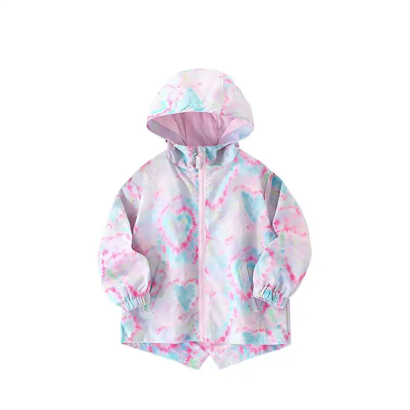 雨の日ファッシ  ョンで迷わない！風雨コートの選び方と、なぜこの1品がおすすめなのか