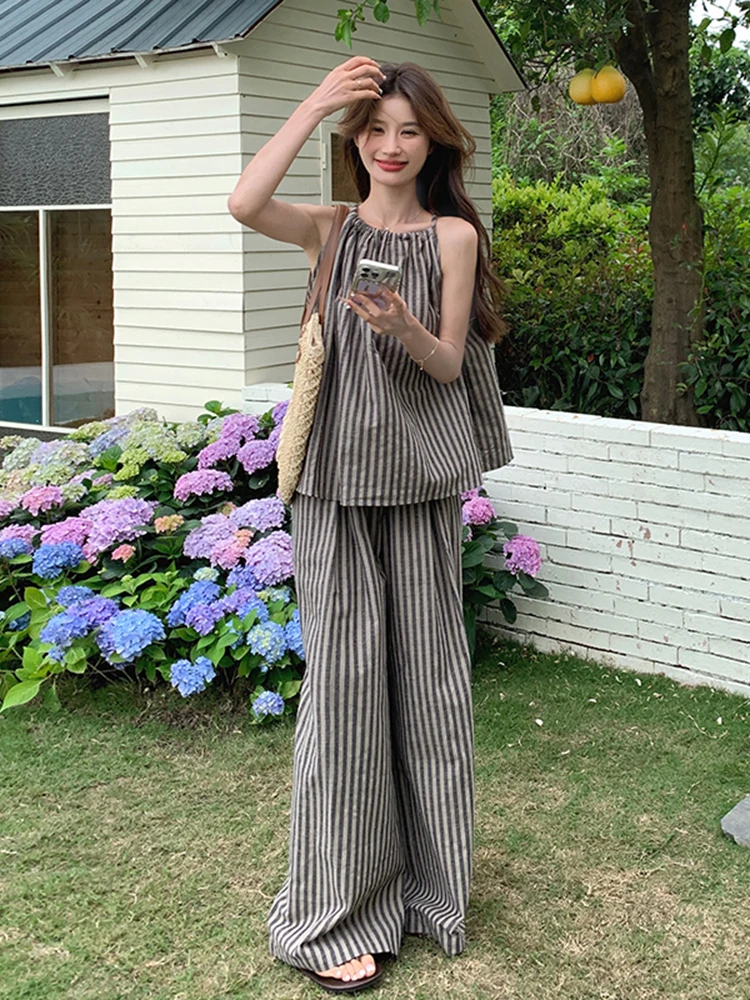 ストライプセットアップ：レトロスタイルの夏用カジュアルセットアップとは