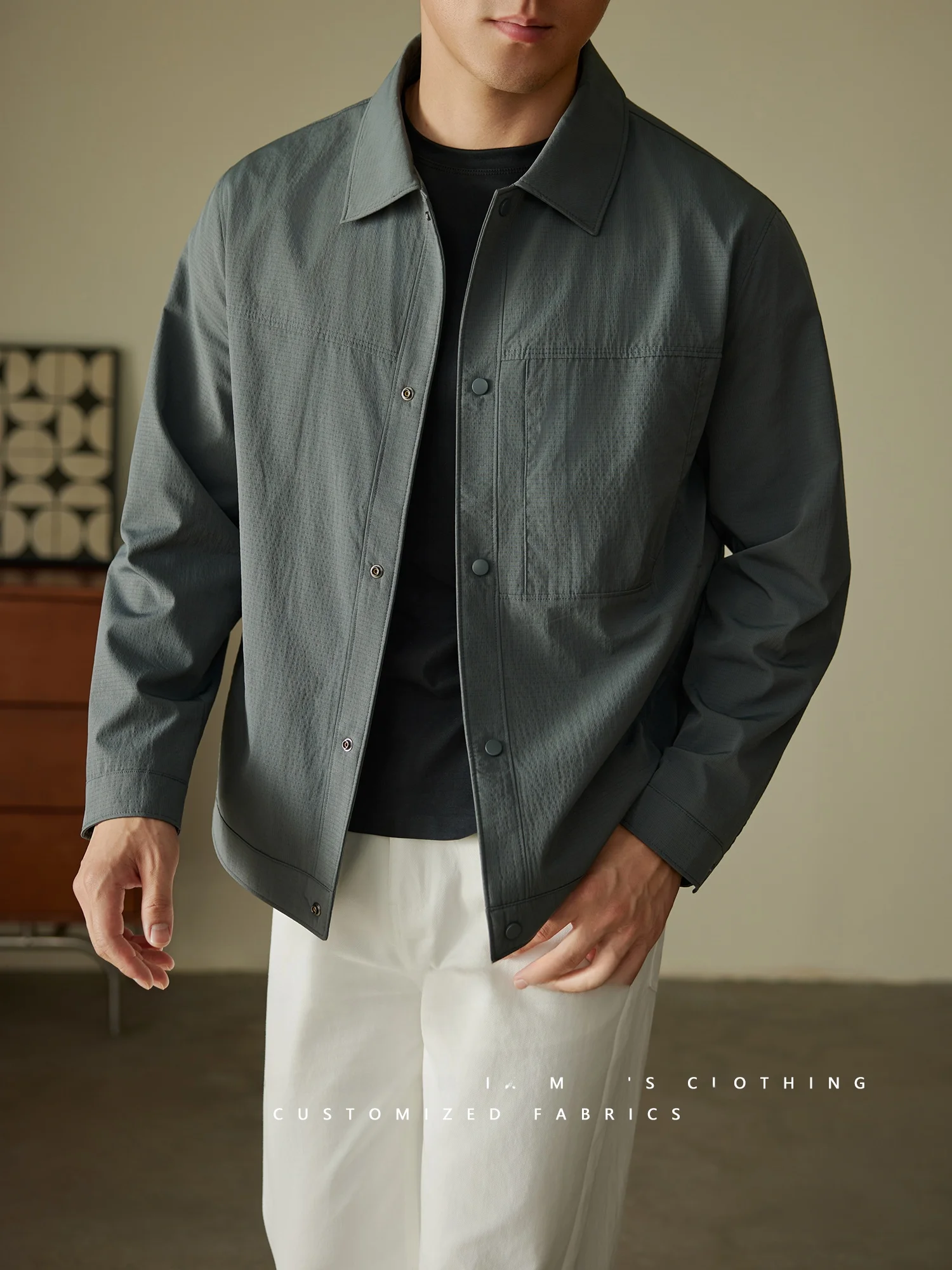 通勤服に悩む男性、どうやって「冬のカジュアル」を選び直す？