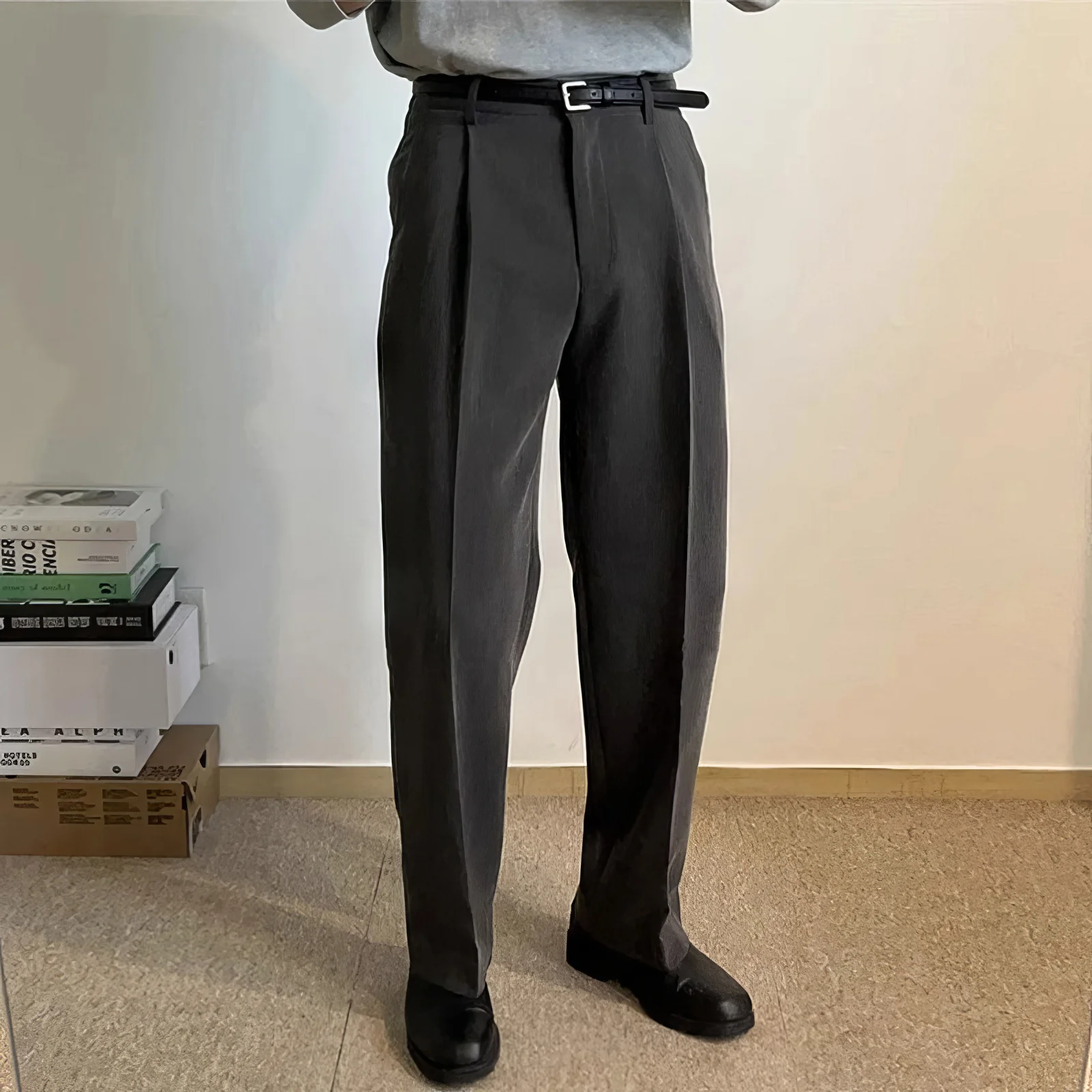 カーゴパンツ メンズ コーデ 完全ガイド｜通勤・日常で失敗しない選び方