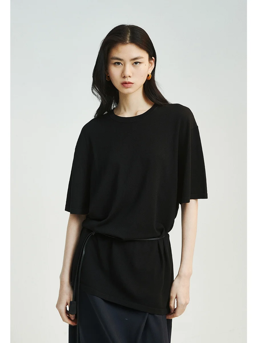 ユニクロ コーデ メンズ おすすめ：CHANDOOIVY 超細高密ビスコース素材 半袖Tシャツの実用性とシーン別活用